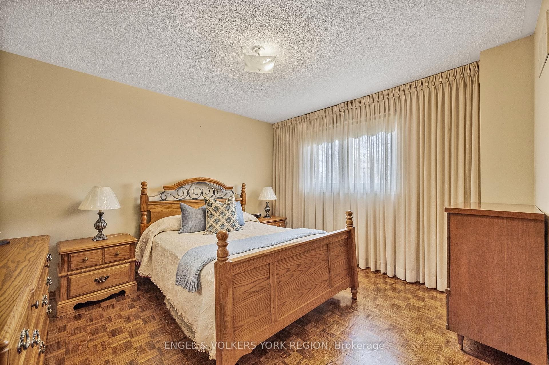 179 Longhouse Street photo 32