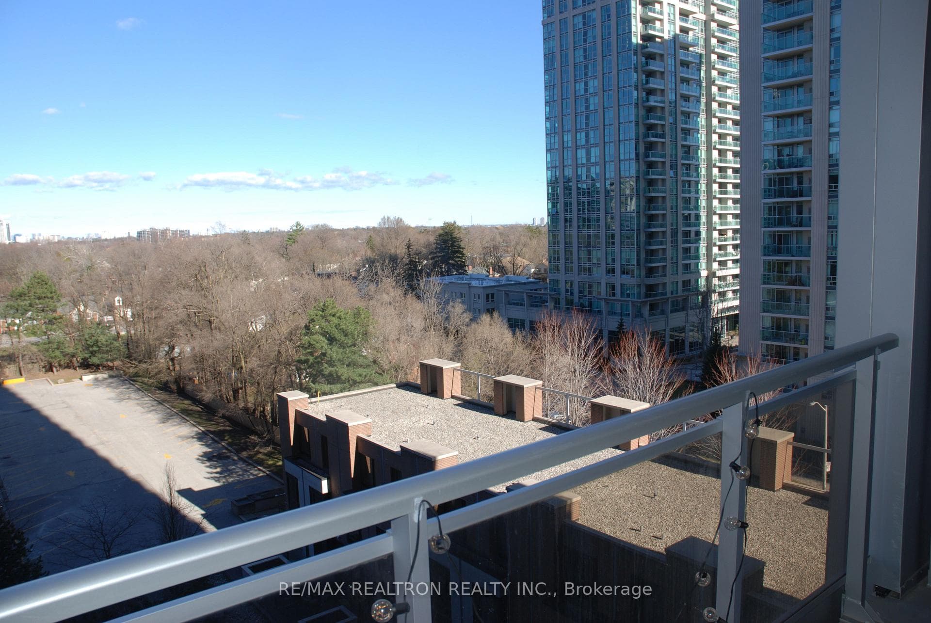 23 Sheppard Avenue Unit 807 photo 13