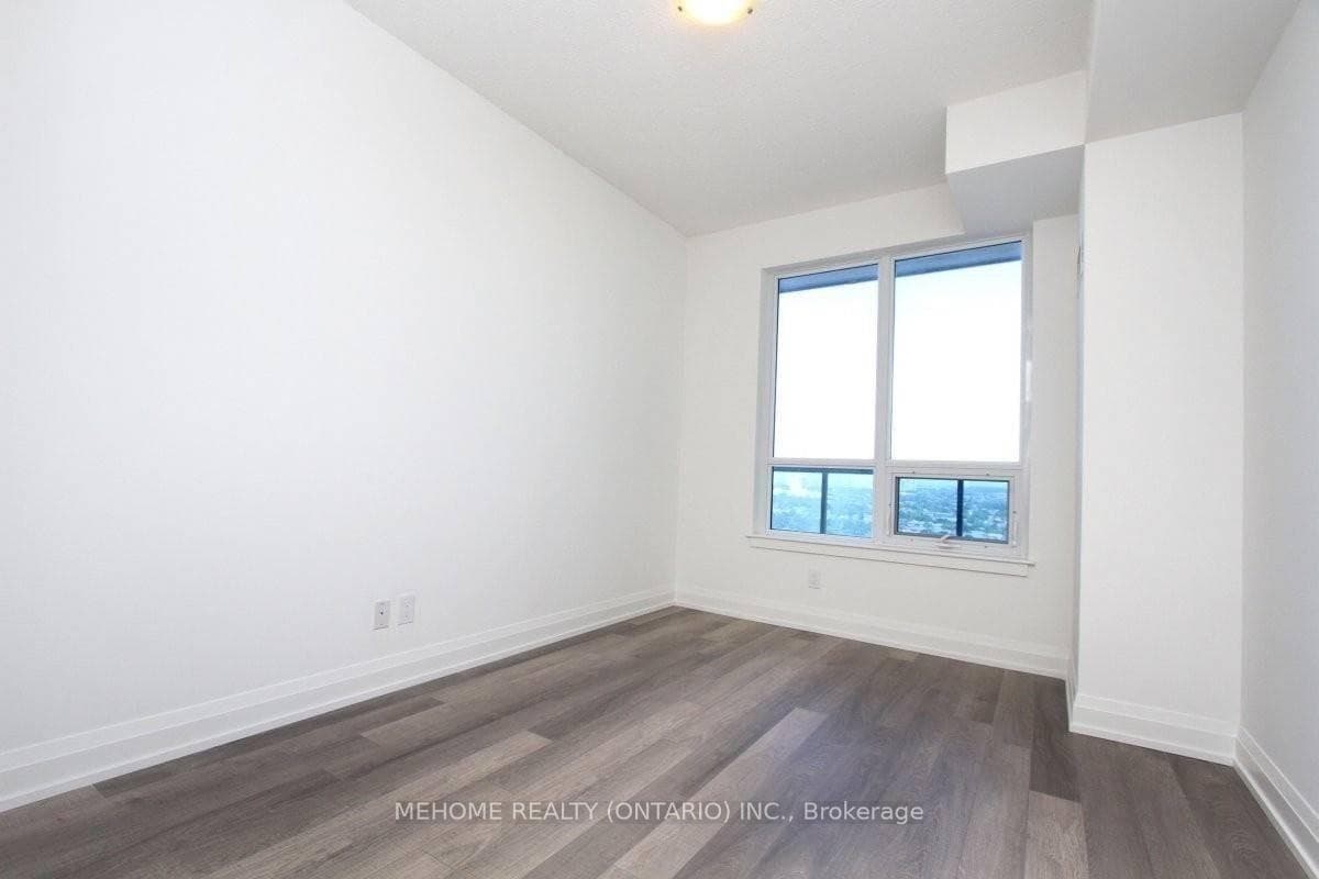 7161 Yonge Street Unit 1135 photo 11