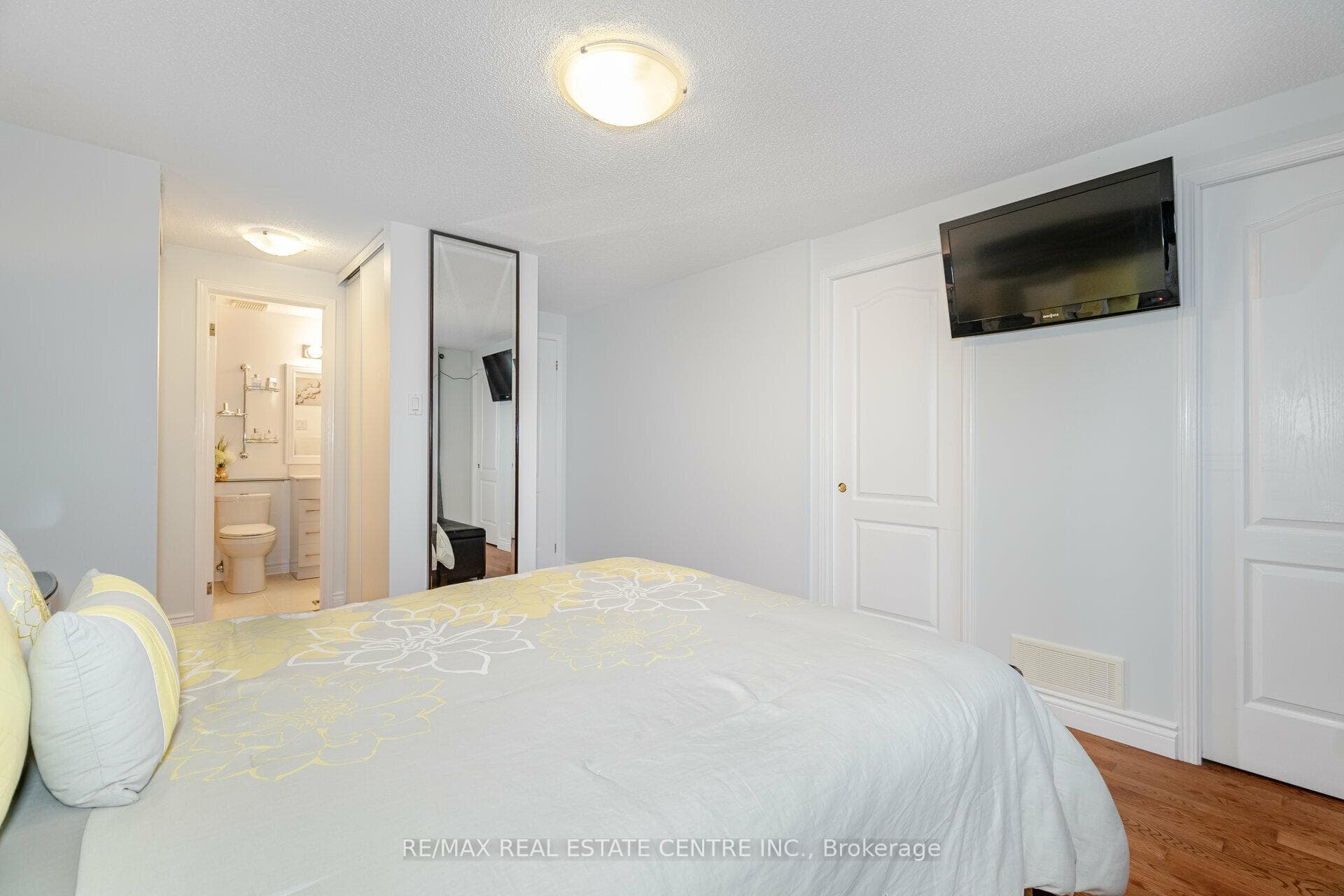 24 Acadian Heights photo 20