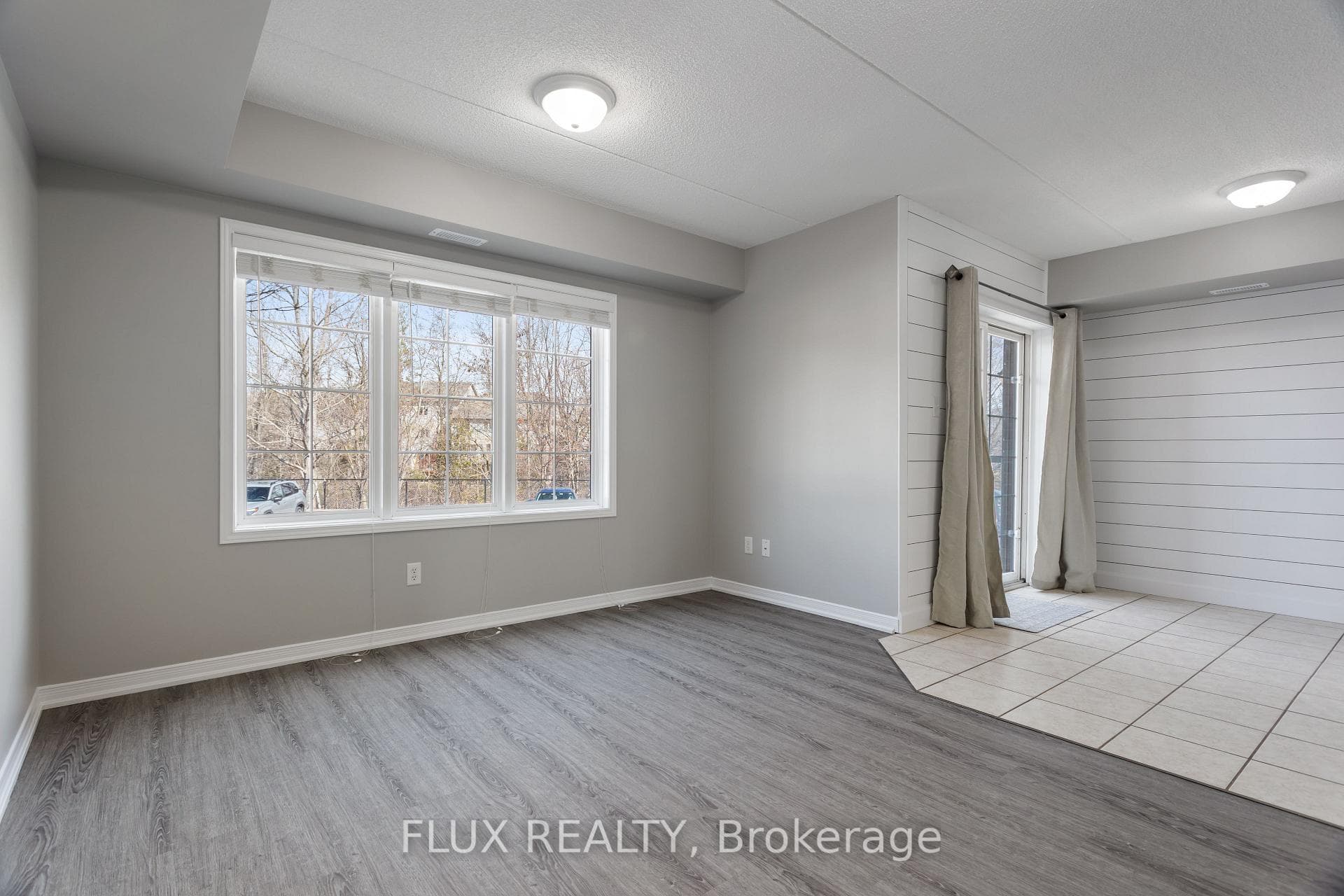 950 Highland Road Unit 20 photo 19