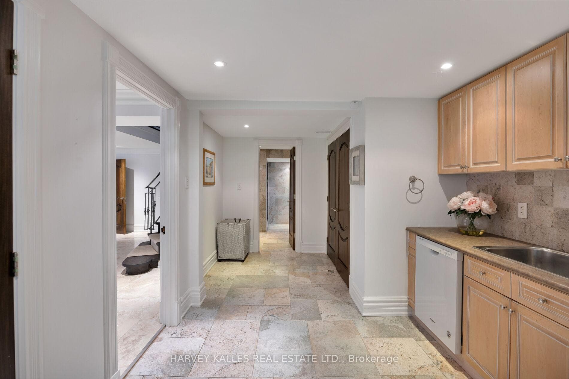 53 Twyford Road photo 38