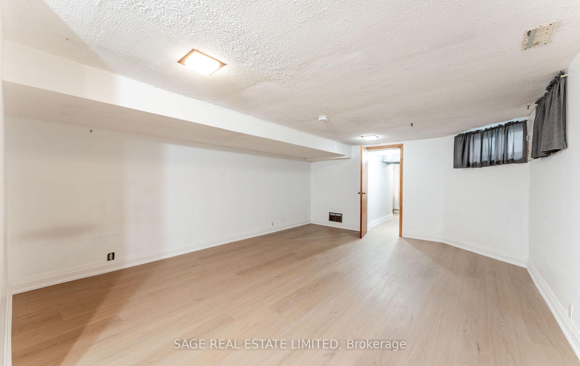 149 Wheeler Avenue photo 36