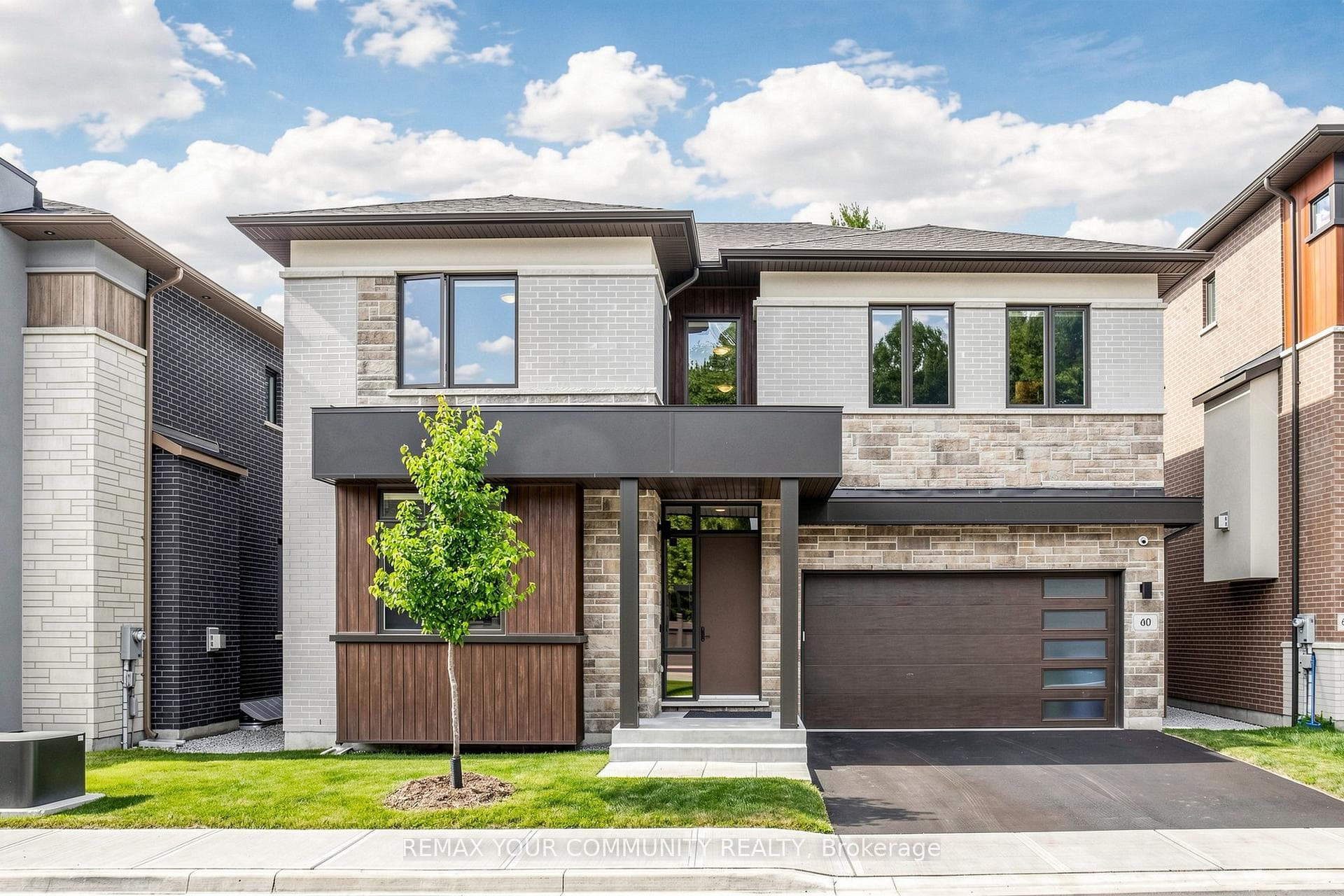 60 Royal Hill Court photo 1