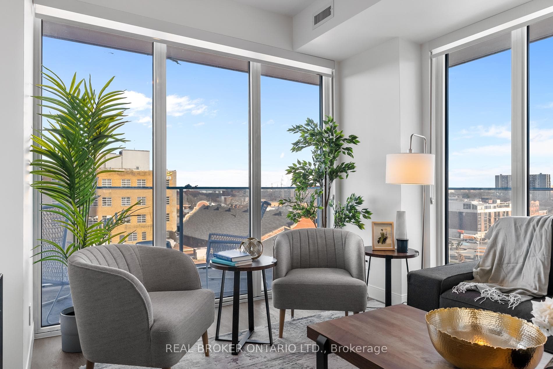 22 Hughson Street Unit 2702 photo 3