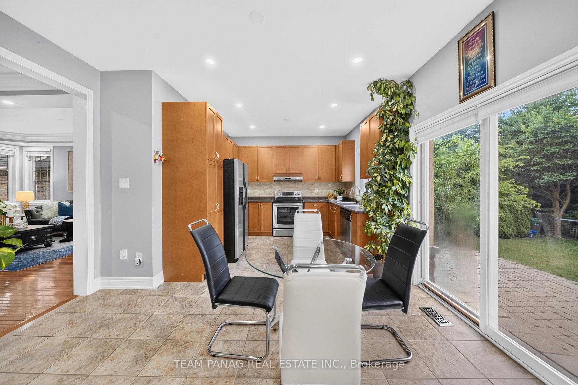 11 Belleville Drive photo 21