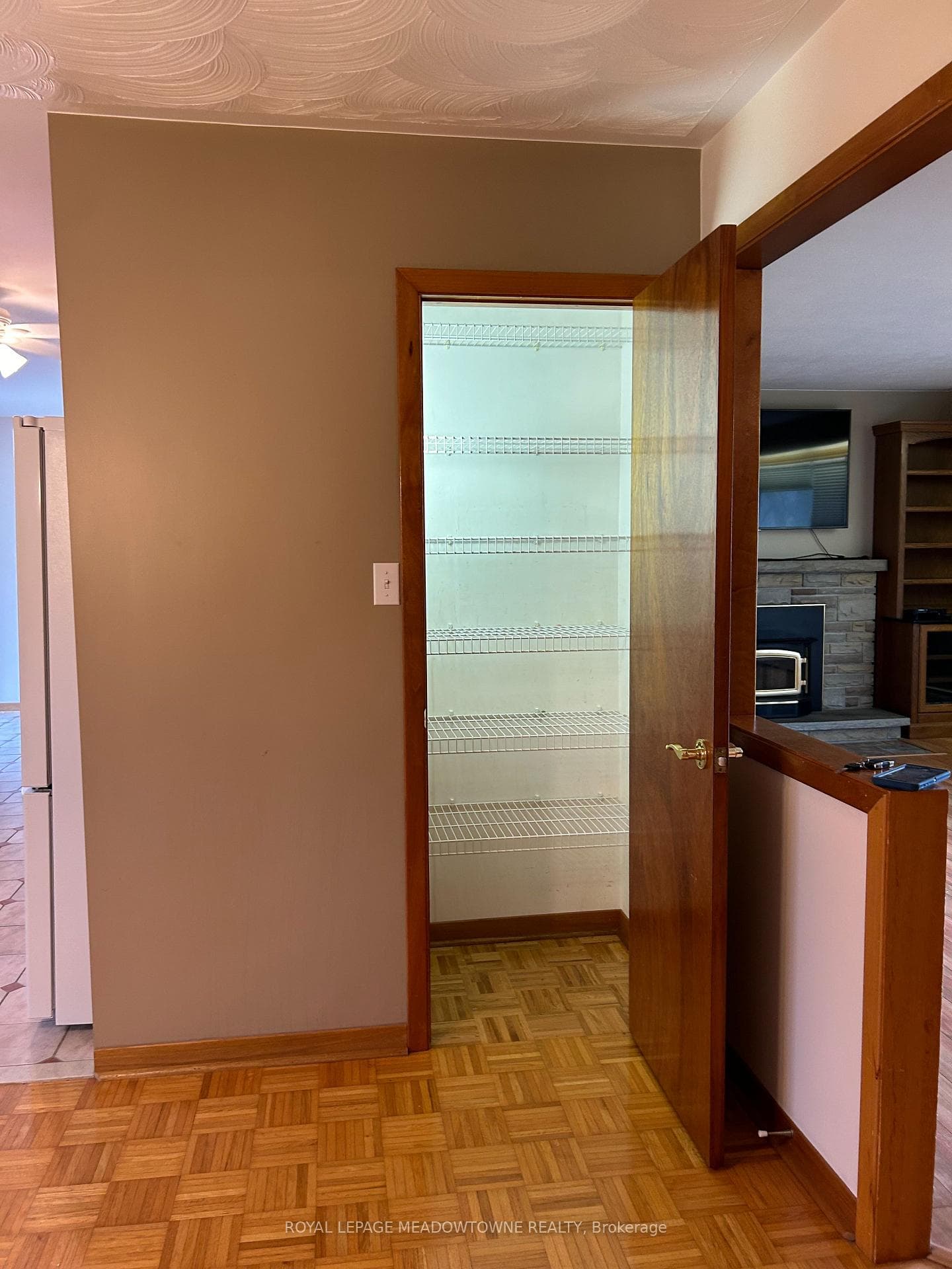 14255 Trafalgar Road photo 18