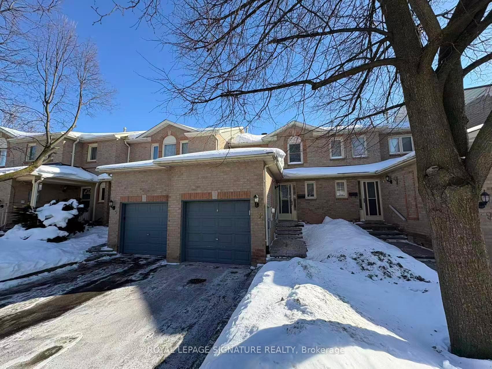 7 Farnham Drive photo 21