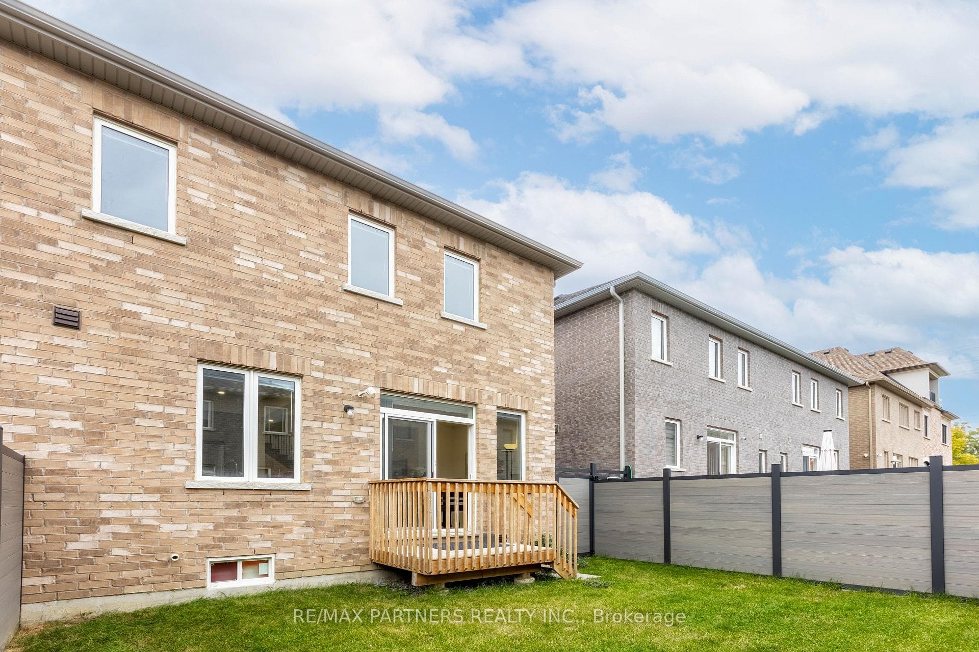 54 Crofting Crescent photo 23
