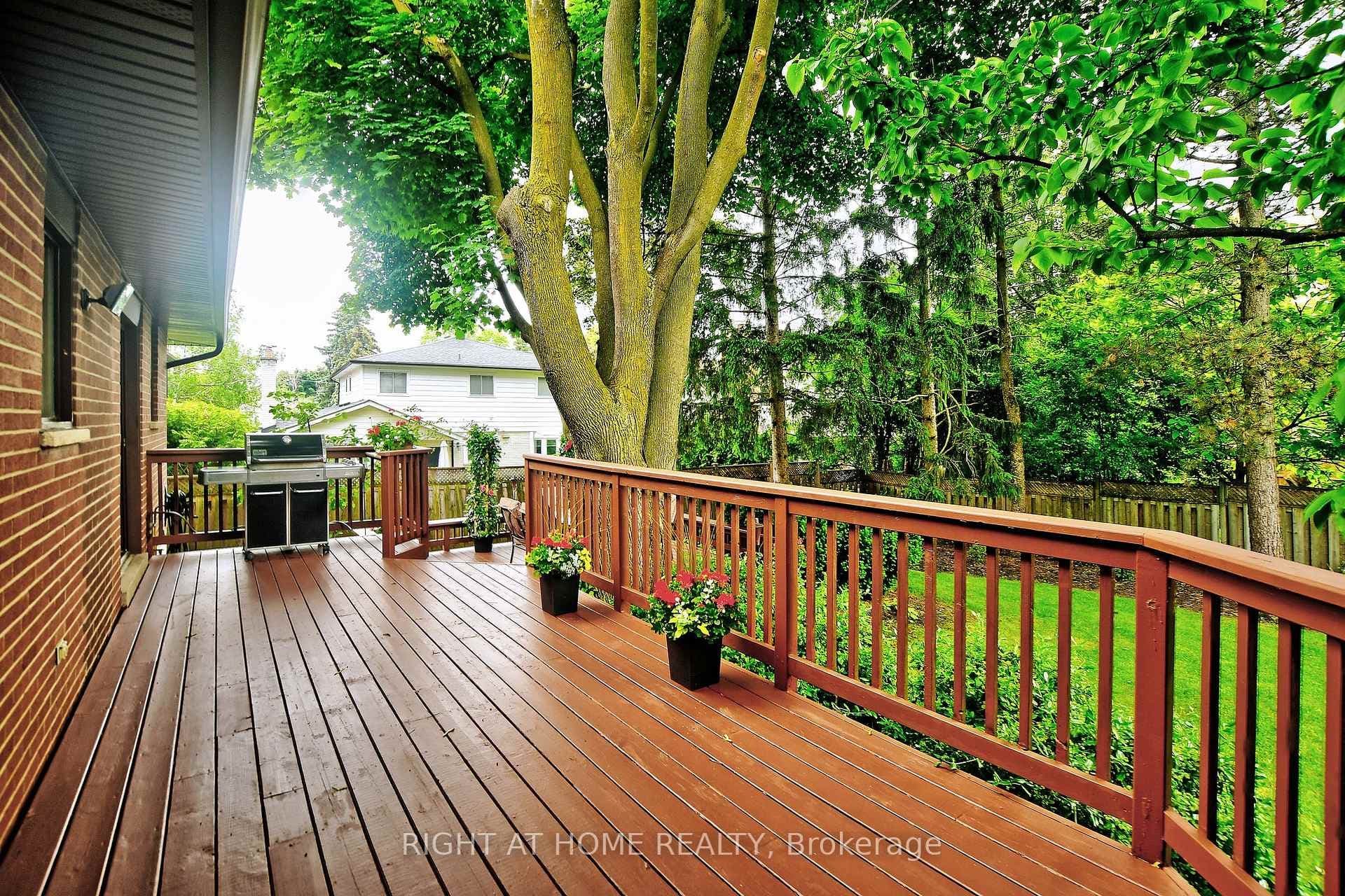 157 Kirk Drive photo 38