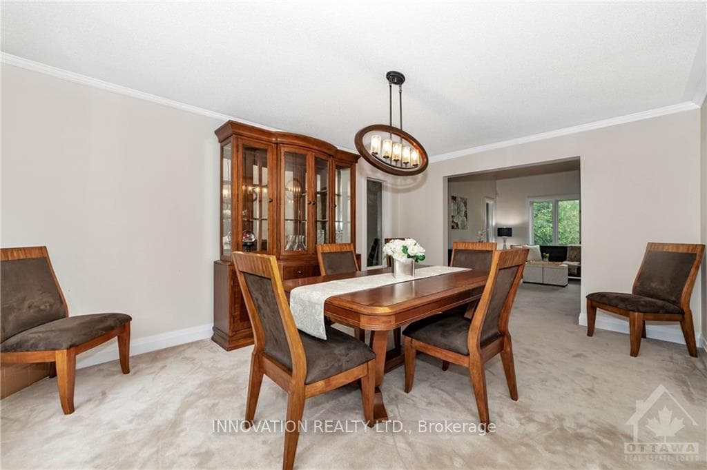8 WELDALE Drive photo 17