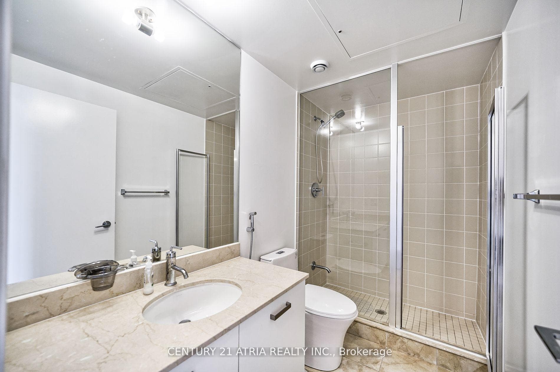 832 Bay Street Unit 3802 photo 11