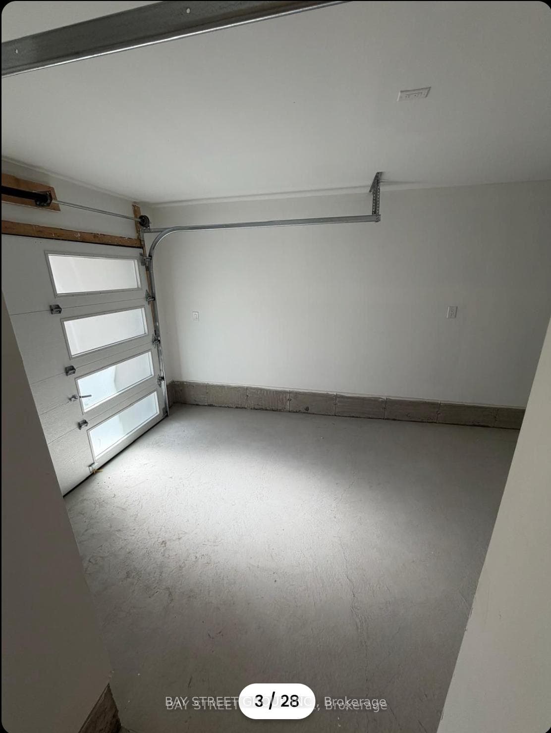 59 Pearen Lane photo 3