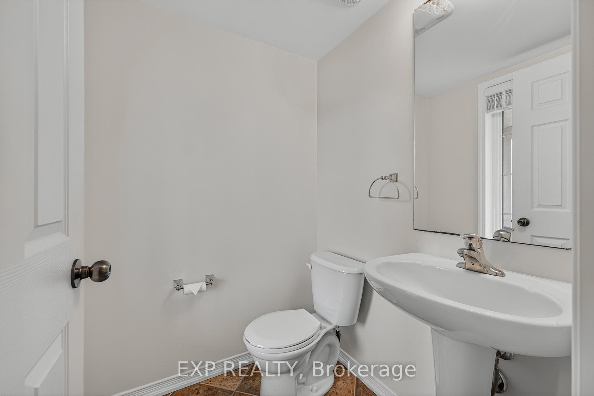18 Starlight Avenue photo 17