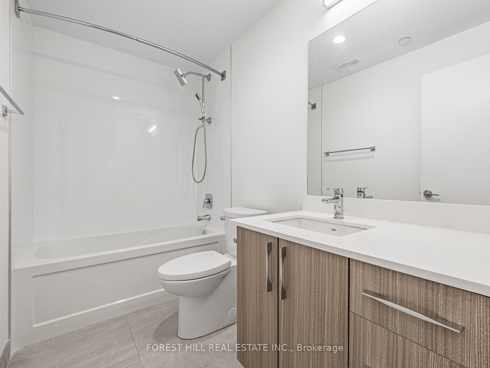 15 Brenthall Avenue Unit 12 photo 17