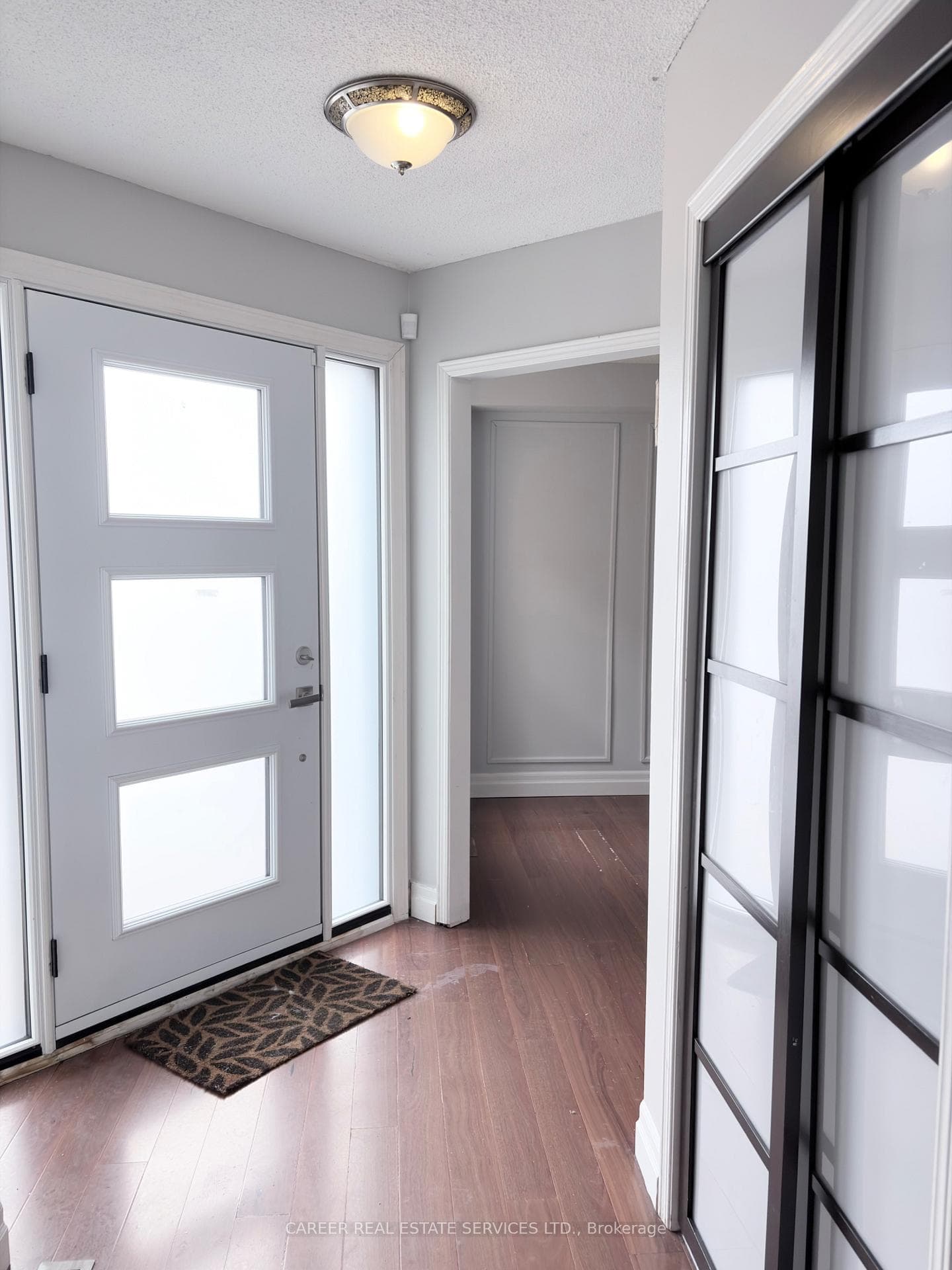 758 Aspen Road photo 3