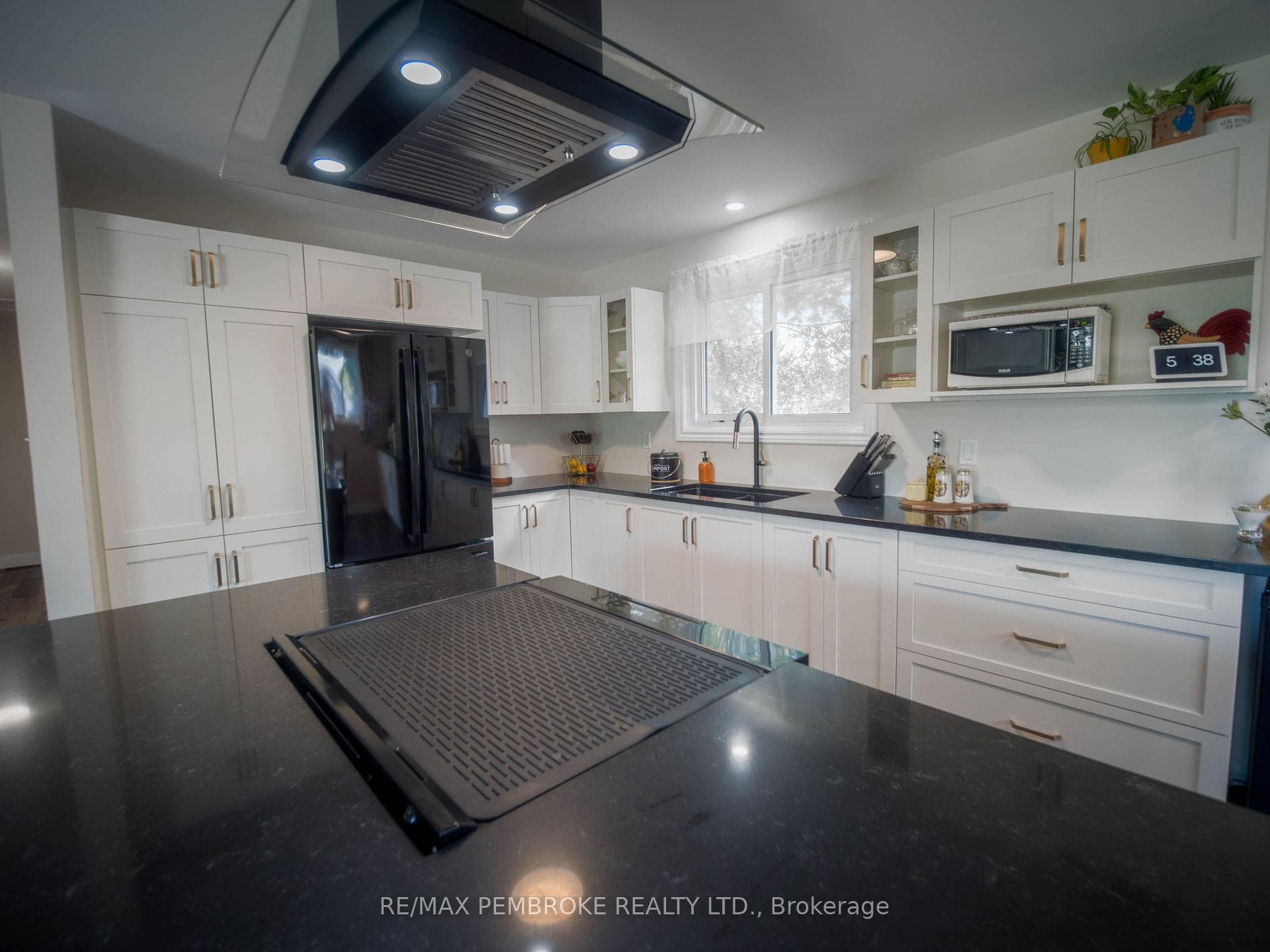 23 Doran Road photo 6