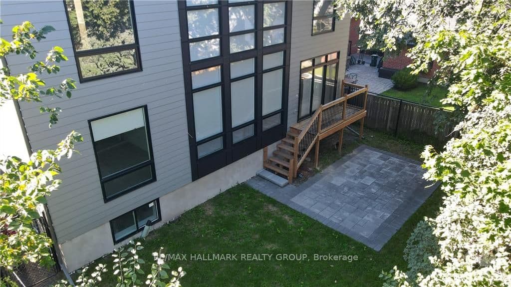 255 COWLEY Avenue photo 28