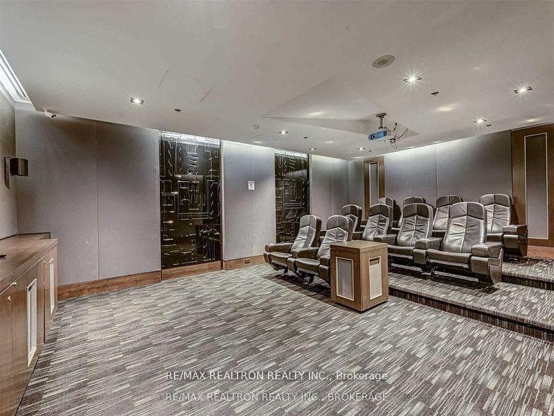28 Ted Rogers Way Unit 711 photo 14