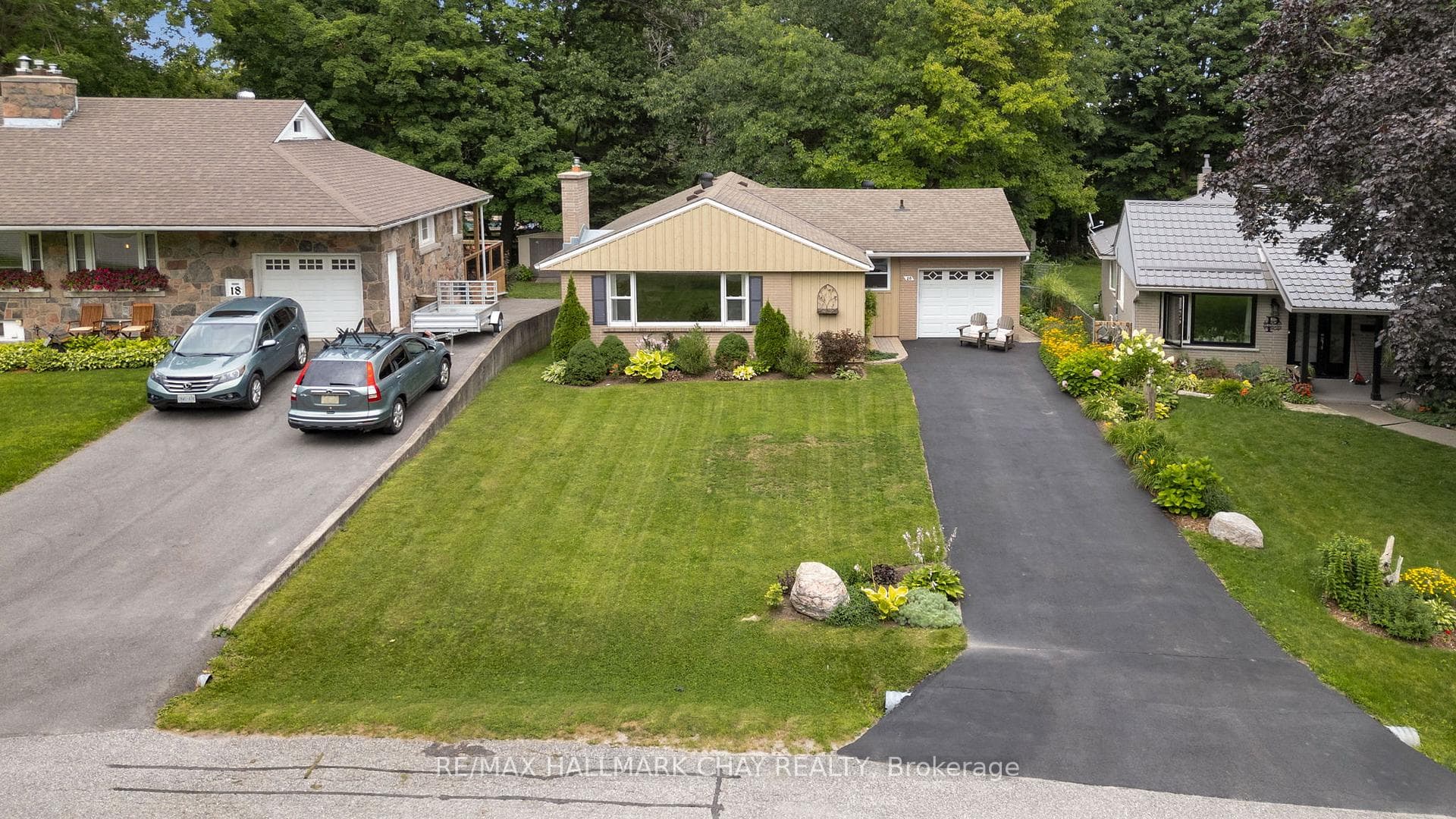 20 Dalton Crescent photo 35