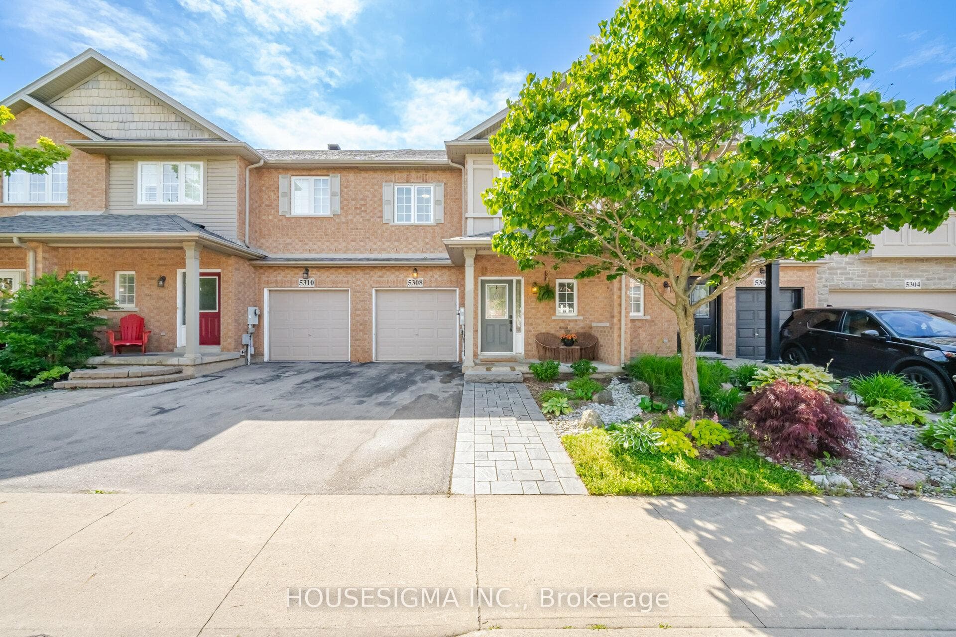 5308 Applegarth Drive photo 1