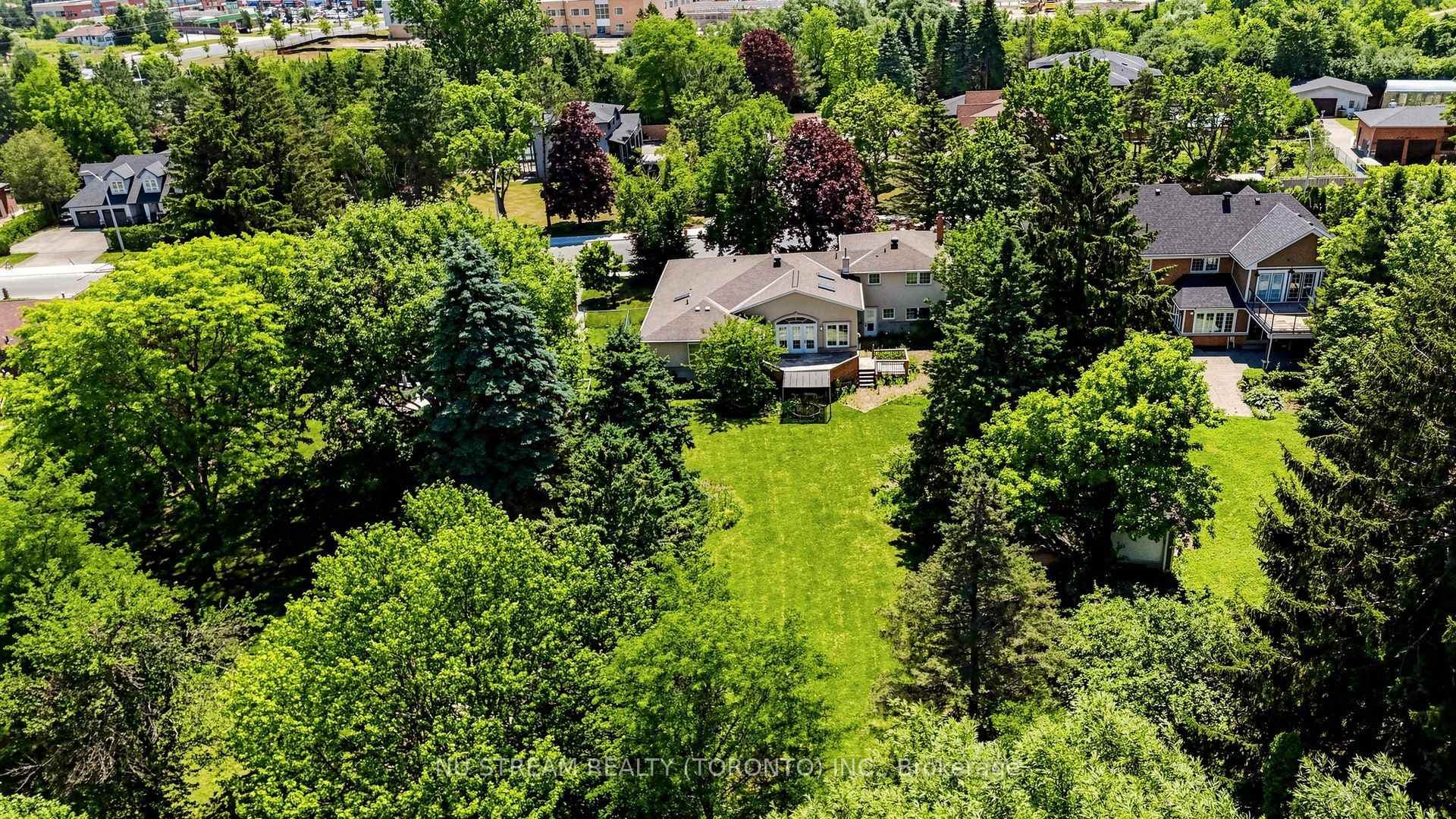 20 Blackforest Drive photo 2