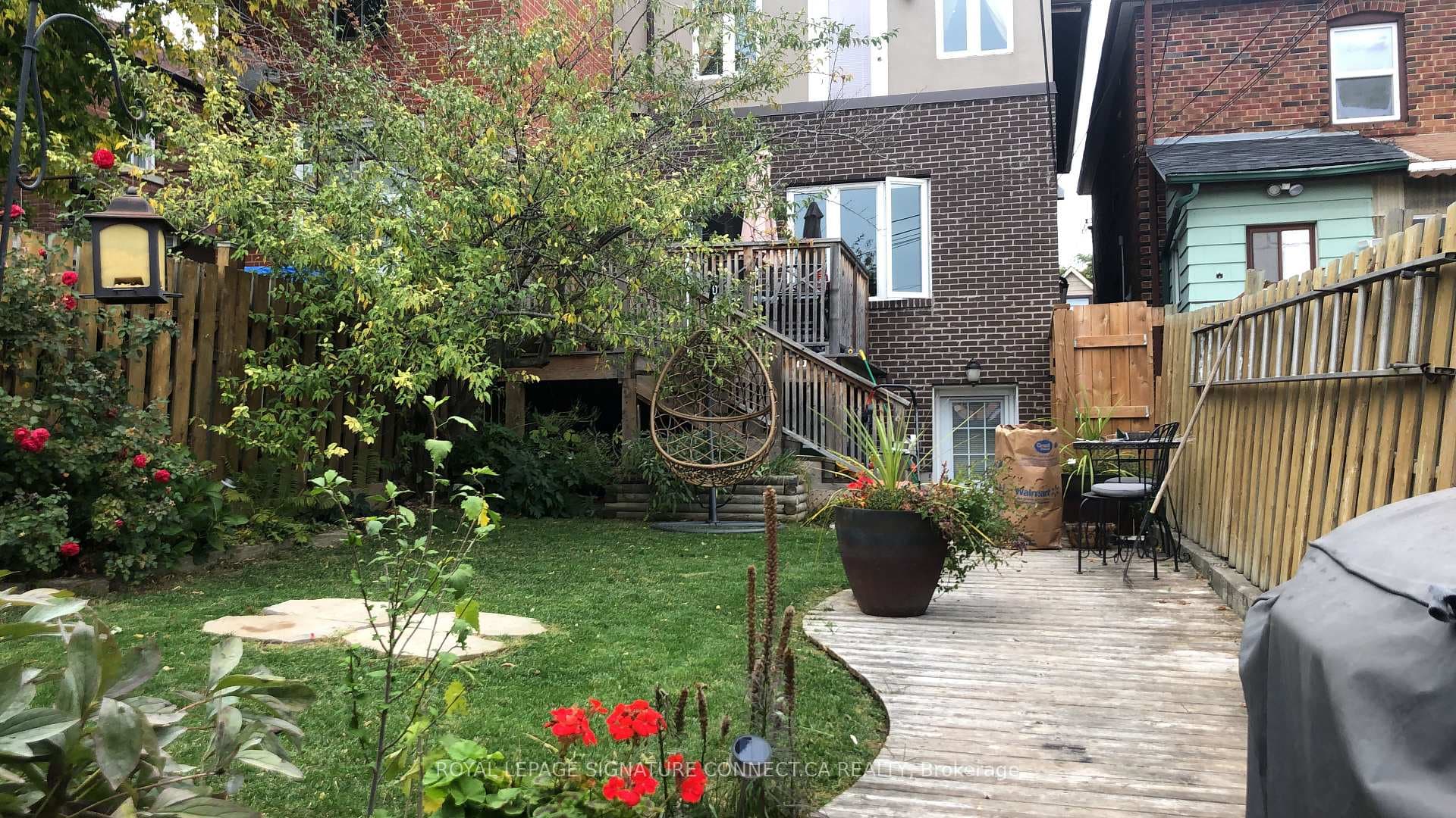 158 McRoberts Avenue photo 36