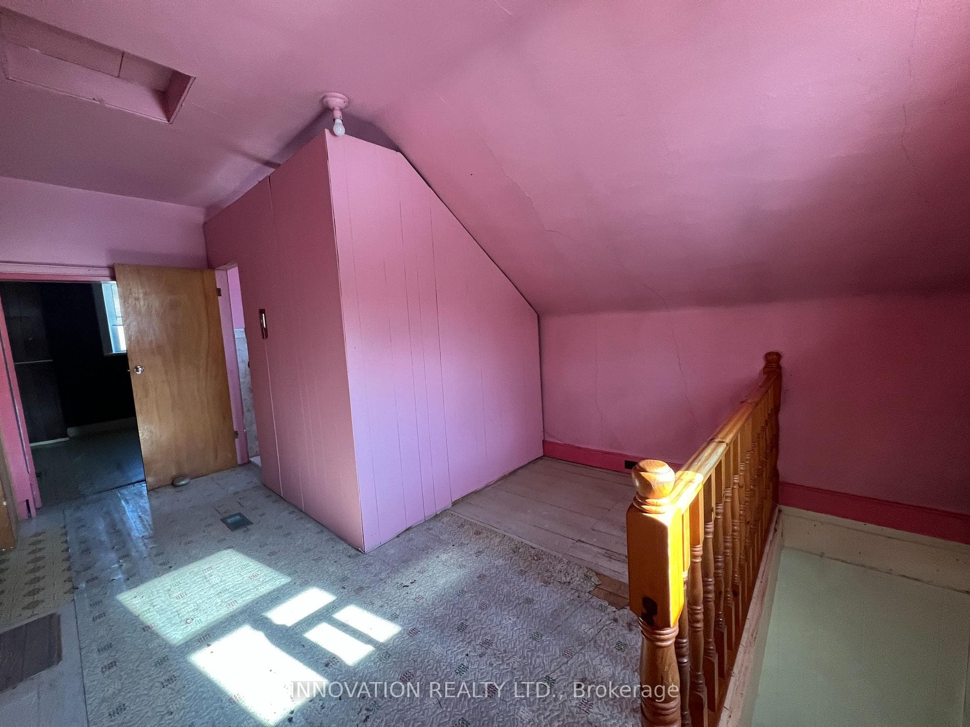 Second Floor Den