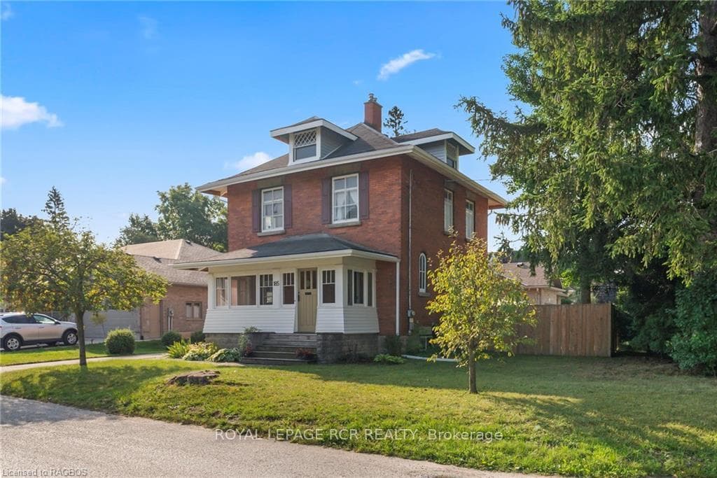 185 9TH Street photo 3