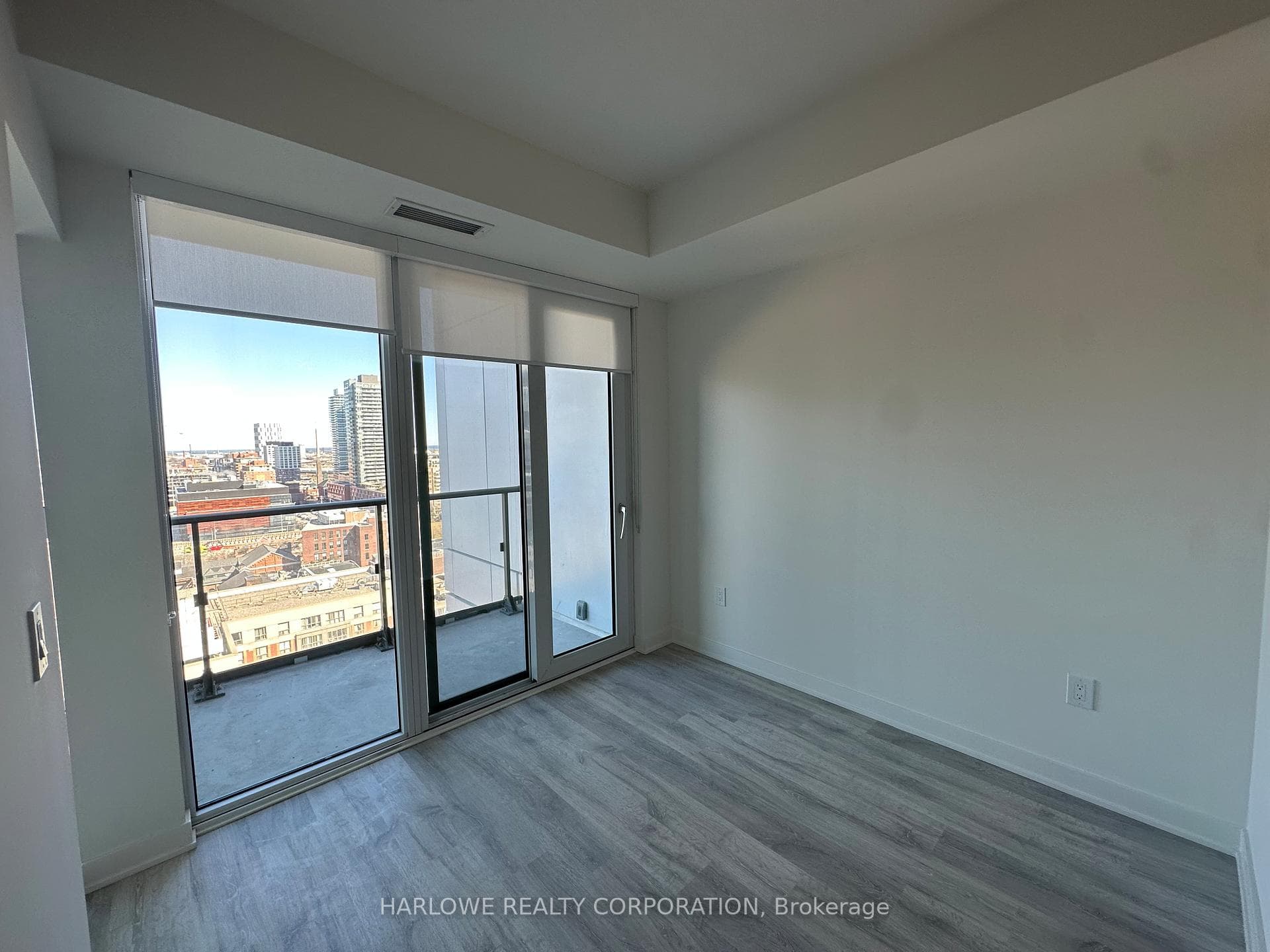 70 Princess Street Unit 1609 E photo 6