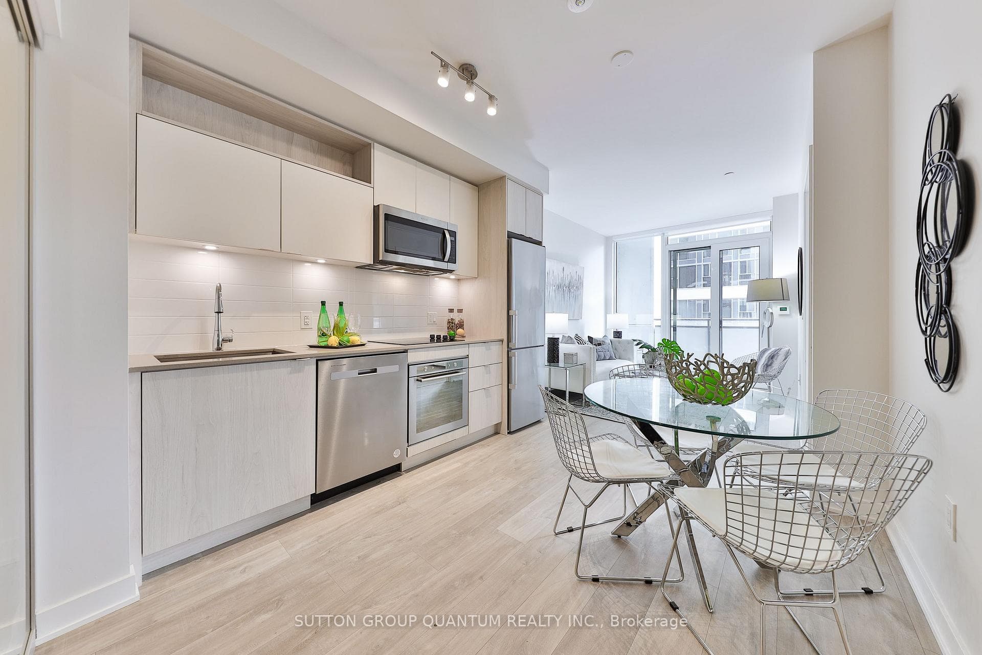 60 Princess Street Unit 208 photo 13
