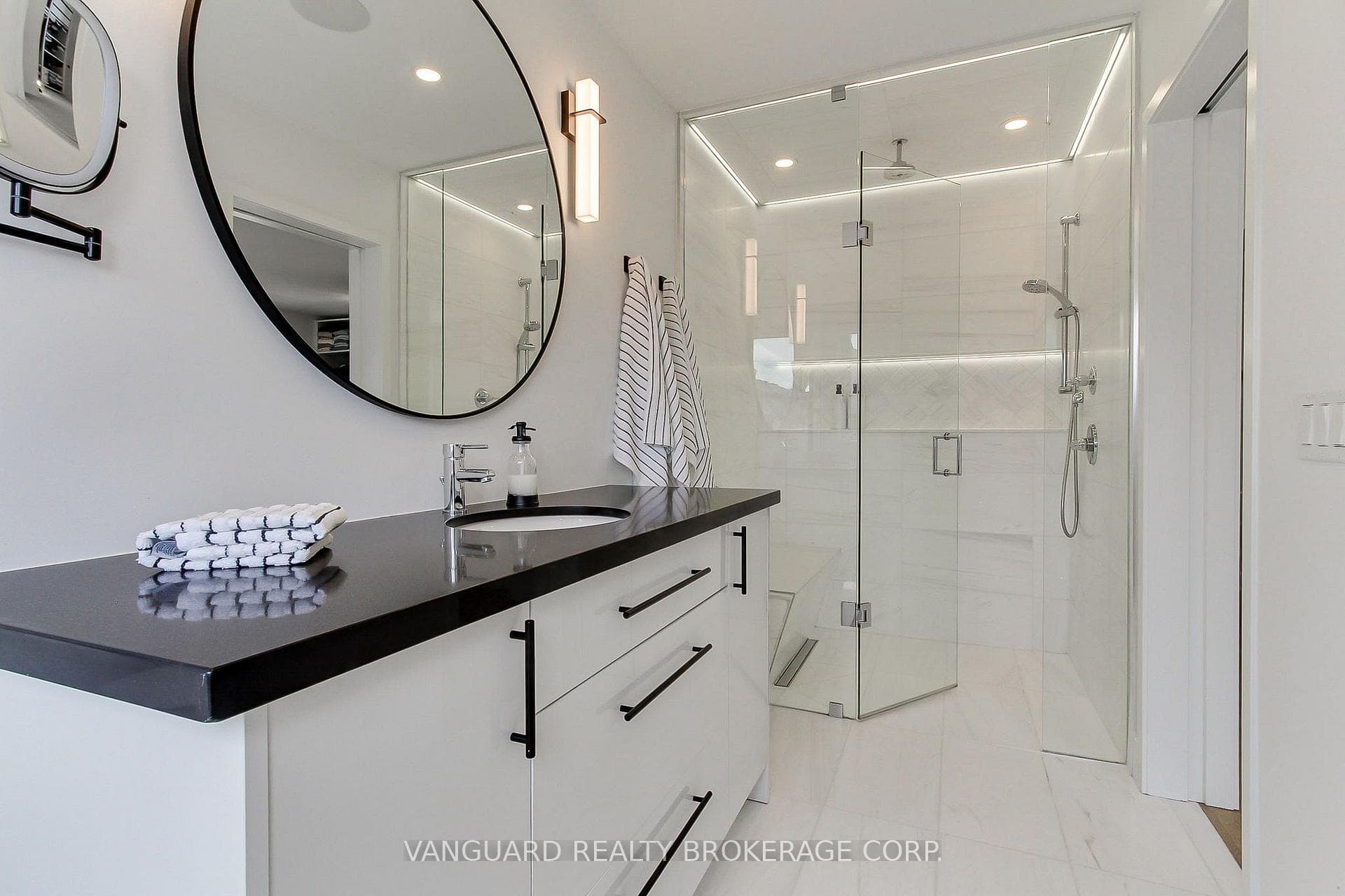 146 Landsbridge Street photo 21