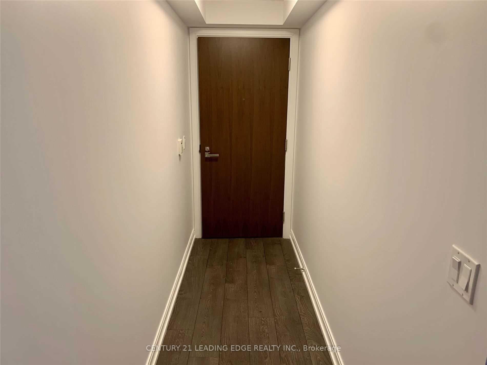 255 Village Green Square Unit 1405 photo 9
