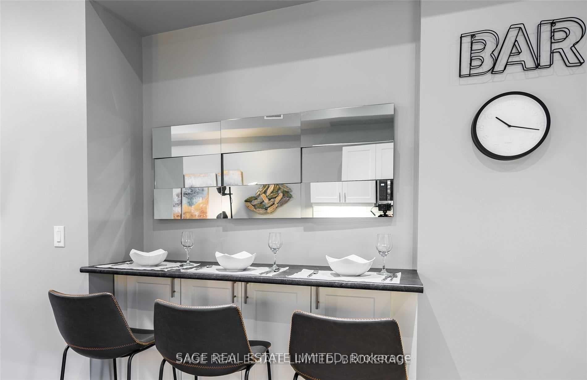 247 Lisgar Street photo 6