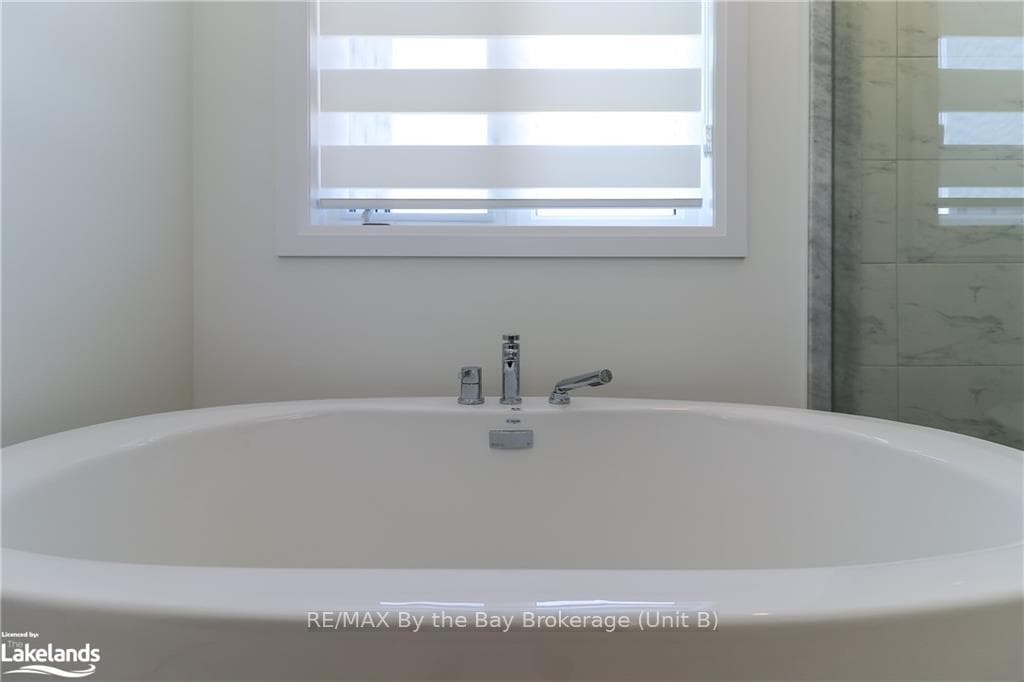 370 RAMBLEWOOD Drive photo 27