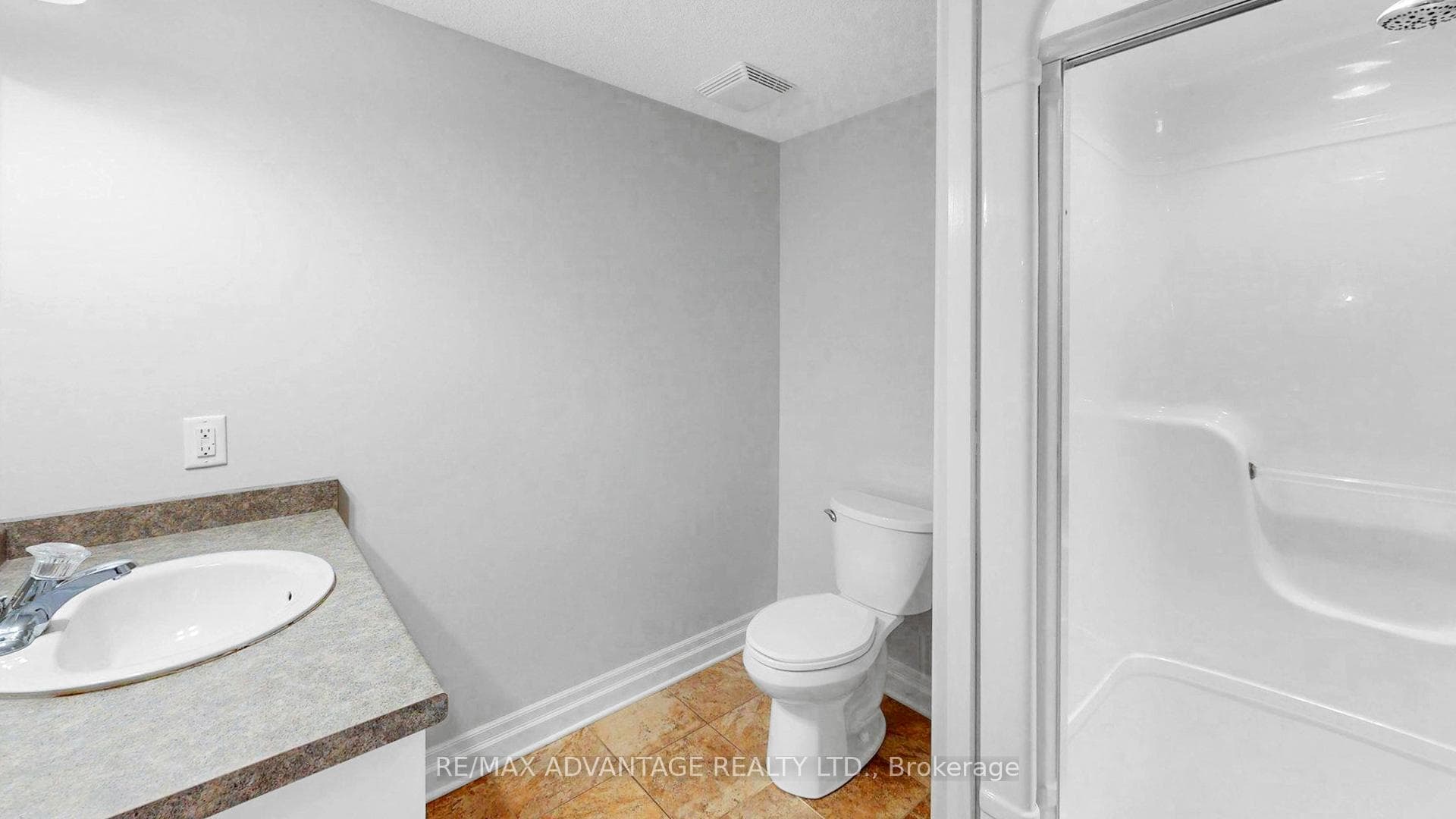 987 Byronmanor Road photo 28