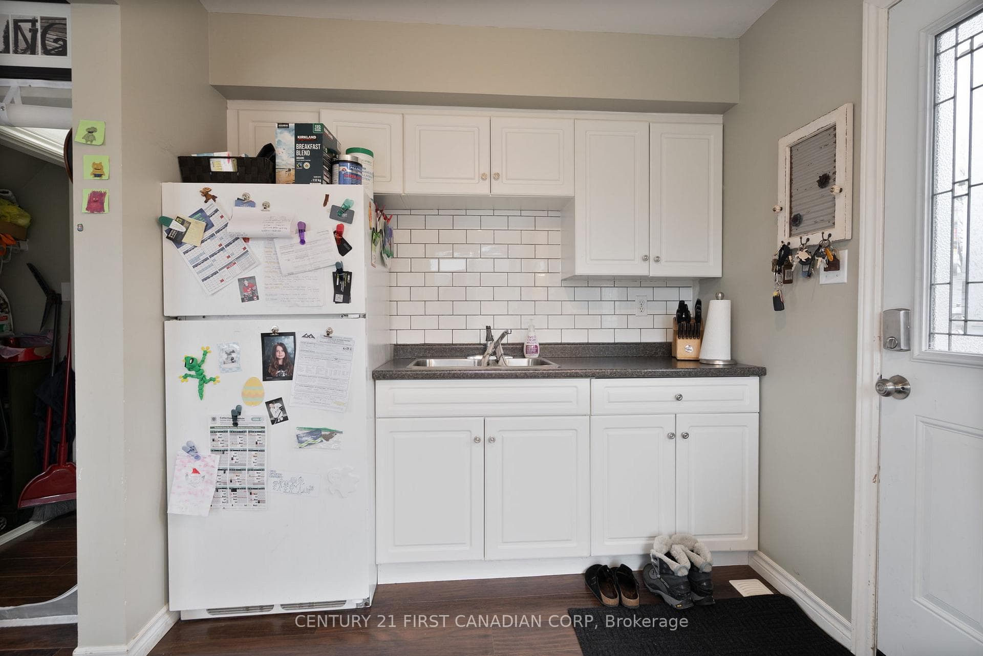 321 Spruce Street photo 20
