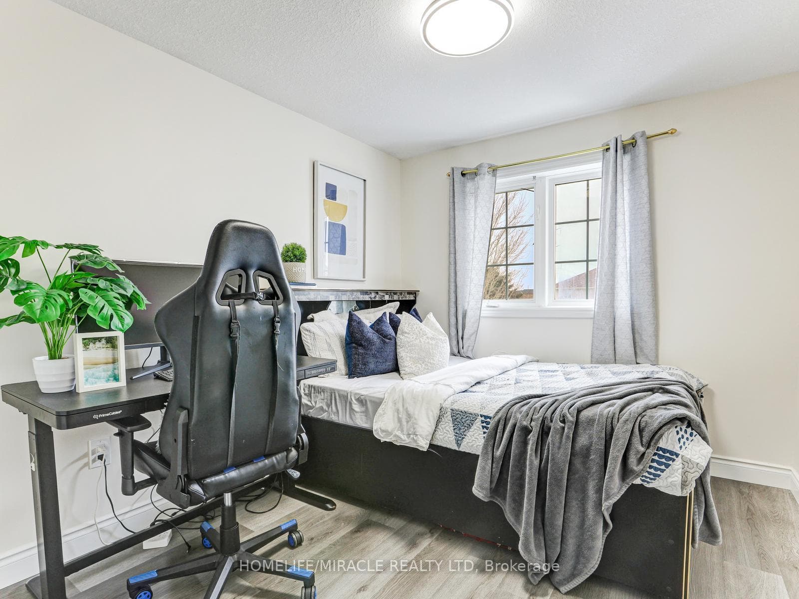 154 Deerpath Drive photo 27