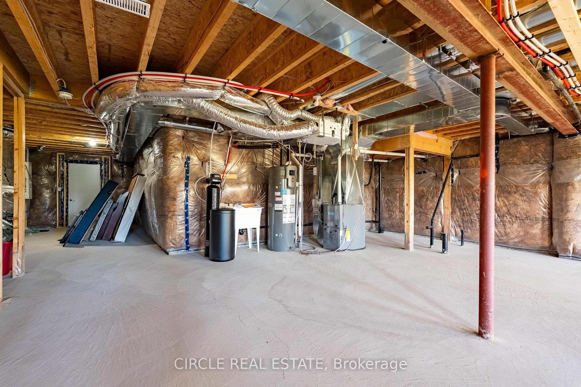 56 Langridge Way photo 37