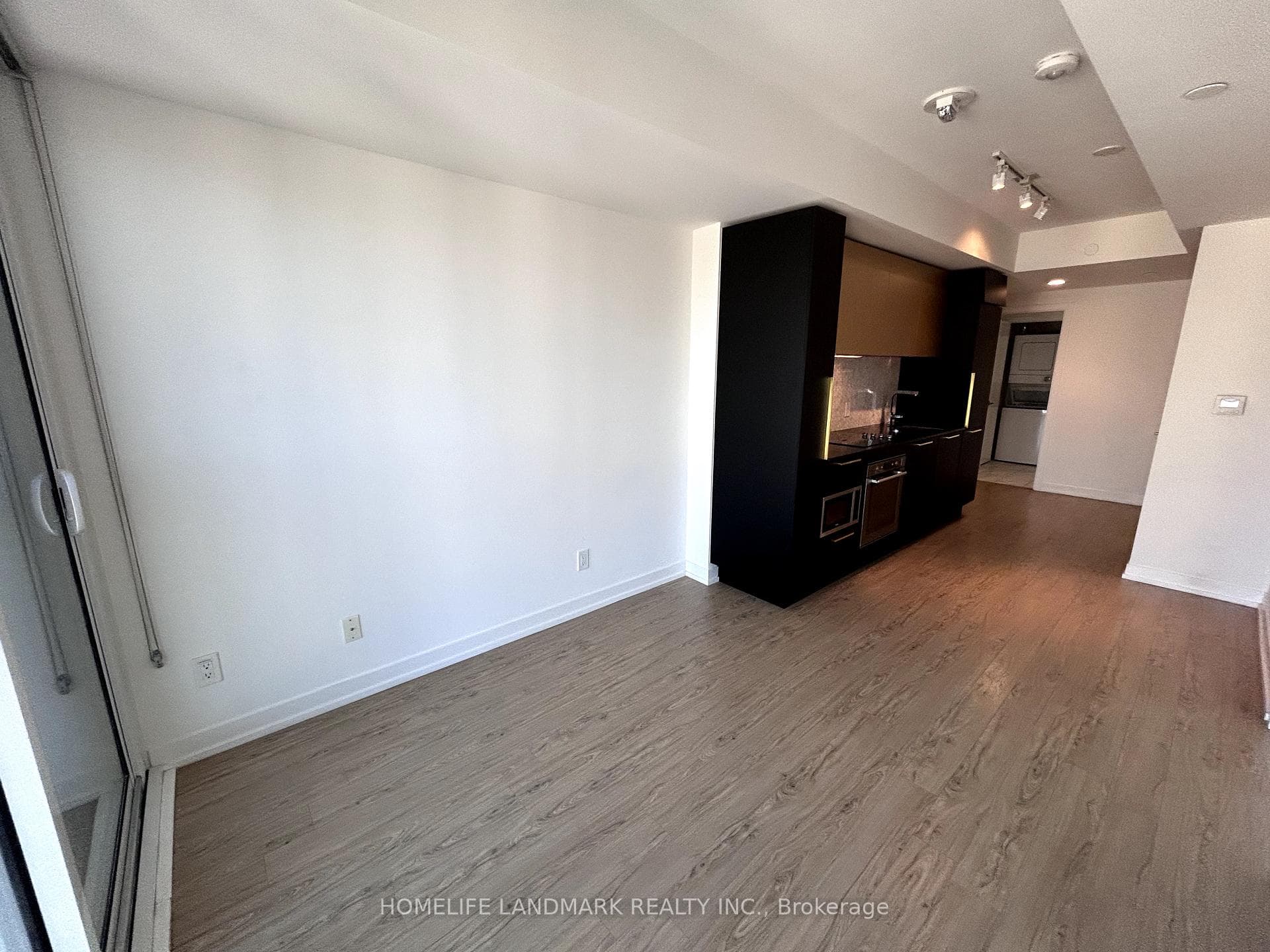 85 Wood Street Unit 3705 photo 5