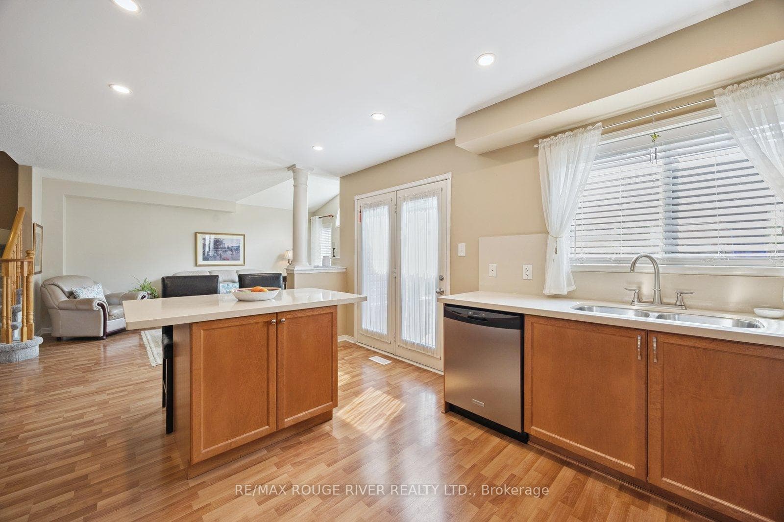 81 Vanguard Drive photo 14