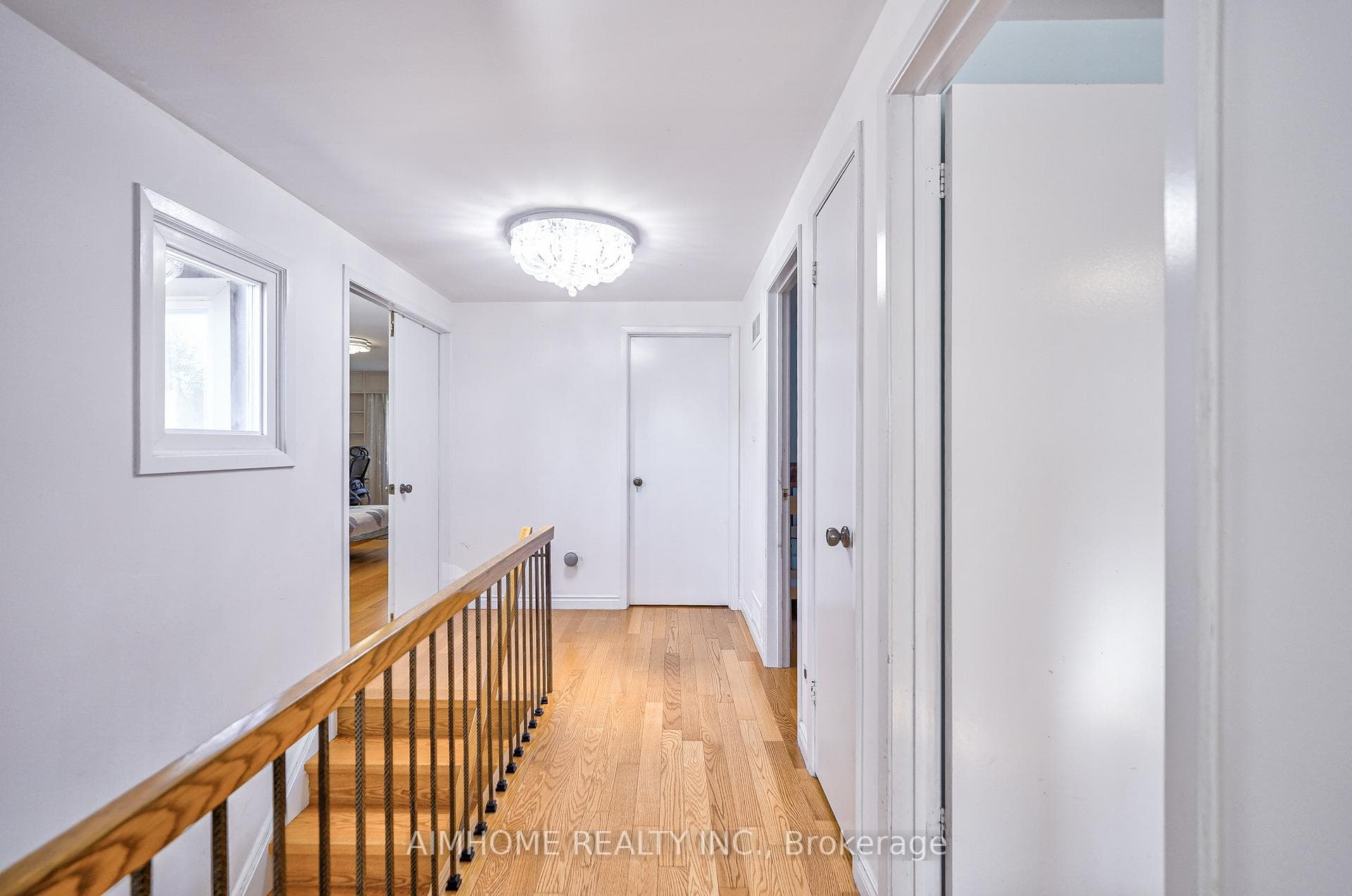 27 Macklingate Court photo 19