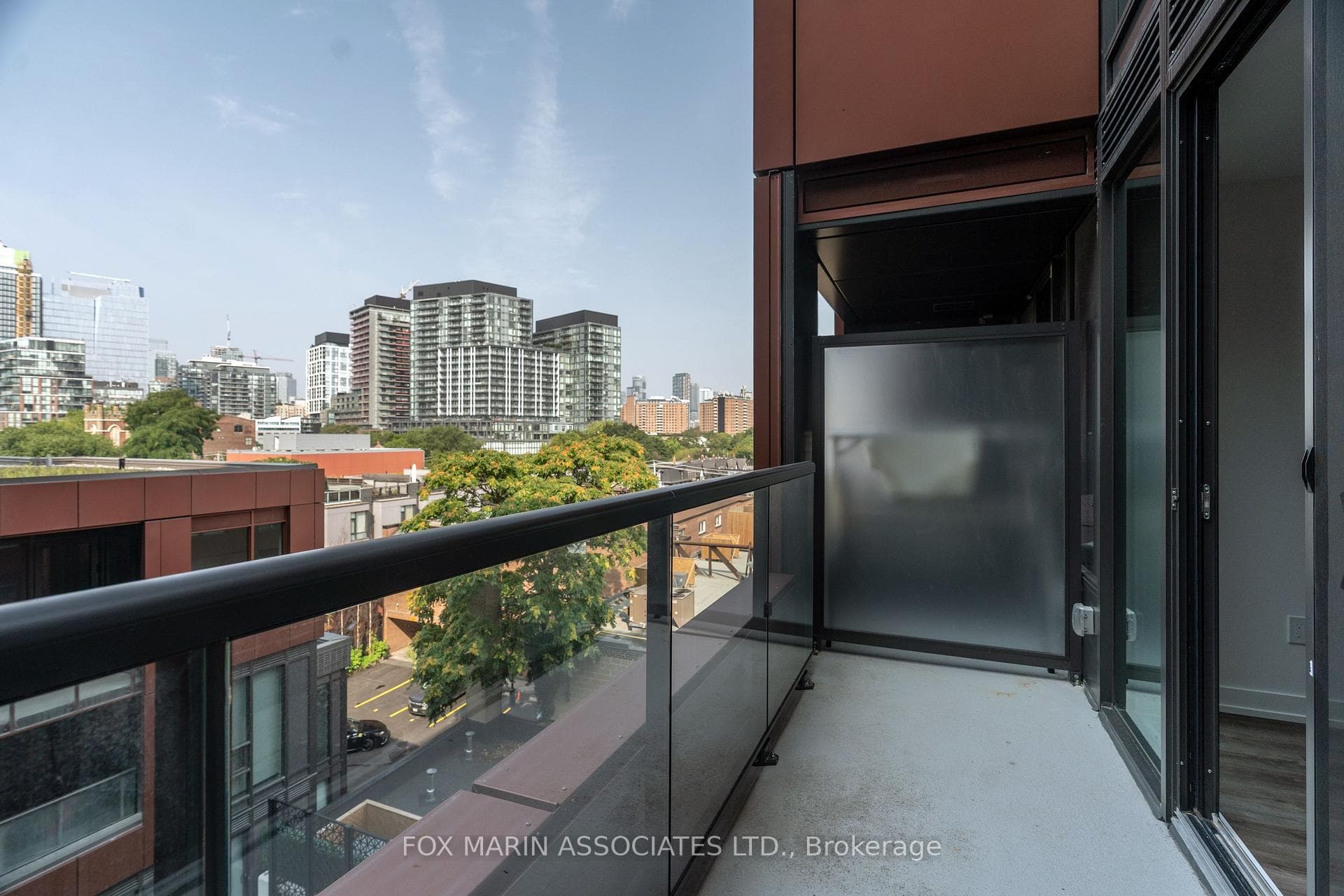 28 Eastern Avenue Unit 506 photo 16