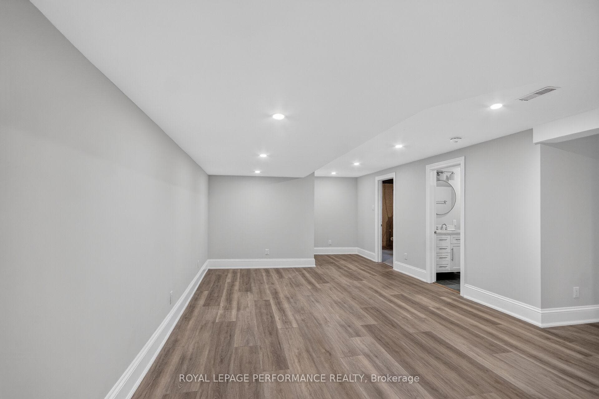 1104 Aldea Avenue photo 25