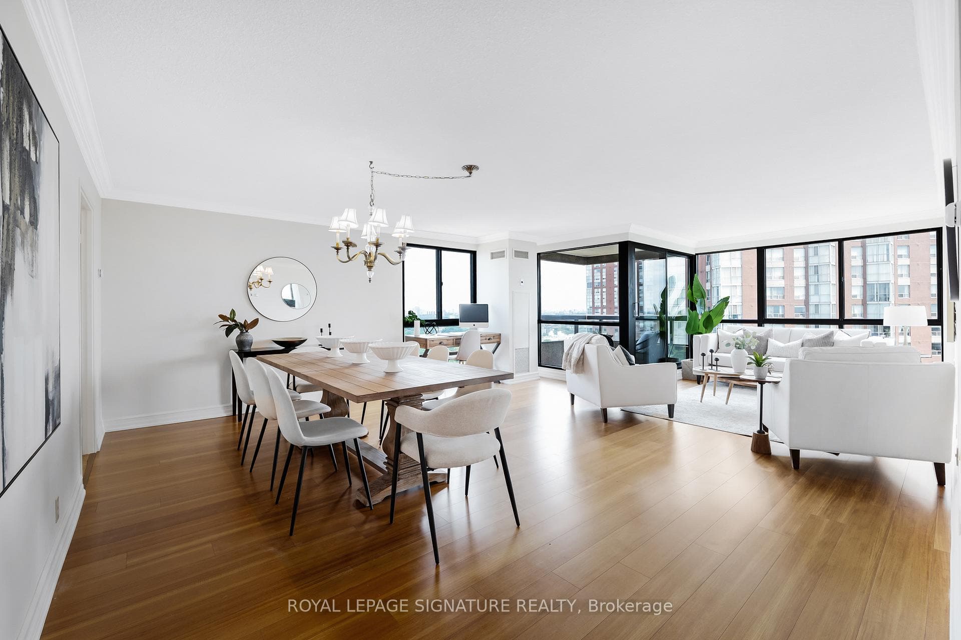3 Concorde Place Unit 3003 photo 1