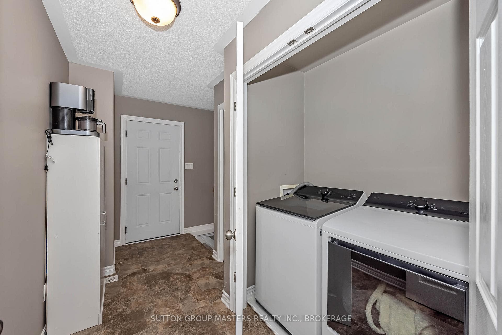 257 Starlight Place photo 27