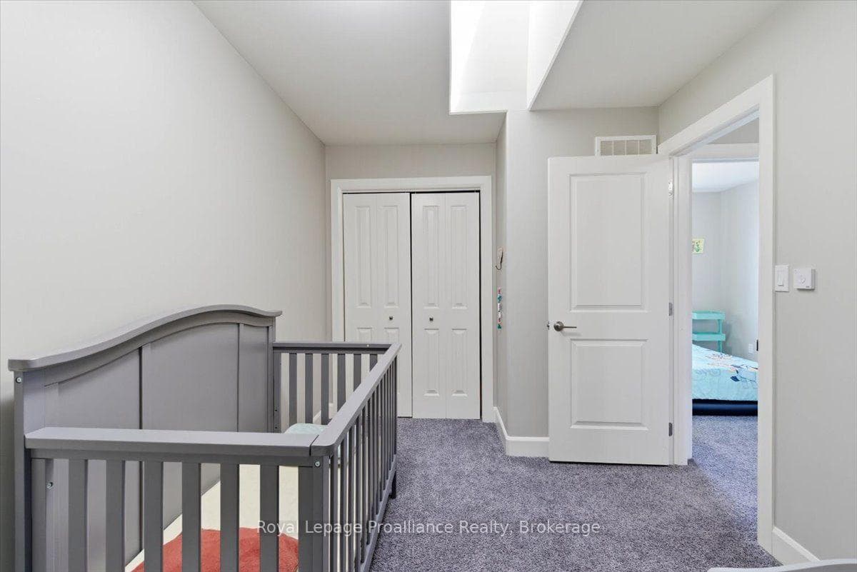 31 Dewal Place photo 28