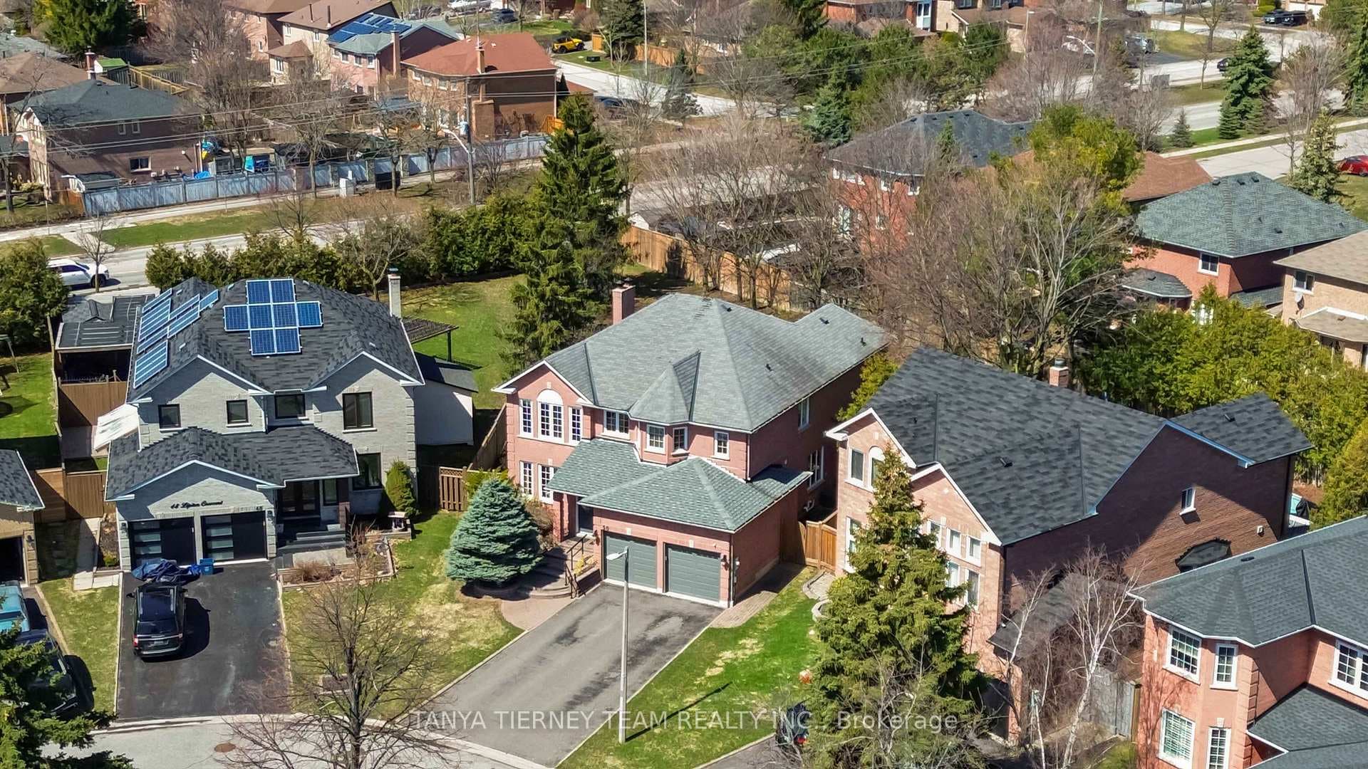 50 Lipton Crescent photo 46