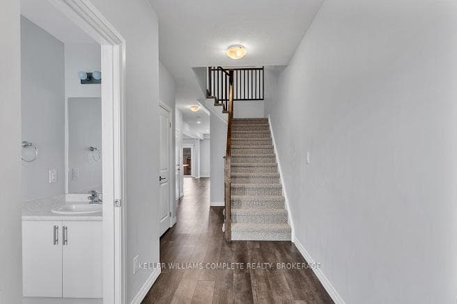 6737 CROPP Street photo 2