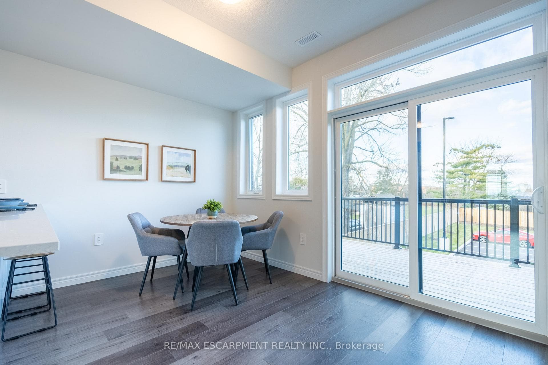 2620 BINBROOK Road Unit 209 photo 17